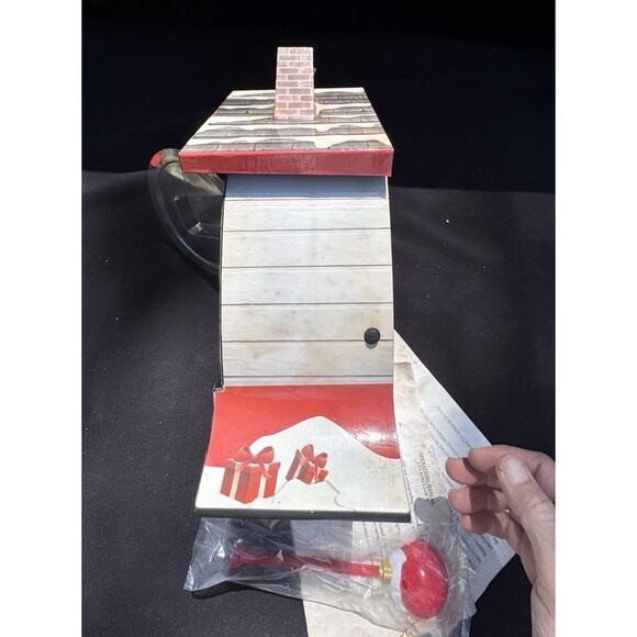 Mark Feldstein Santa Workshop Cuckoo Clock Christmas Music Elf Pops Out Nice! - Picture 12 of 12